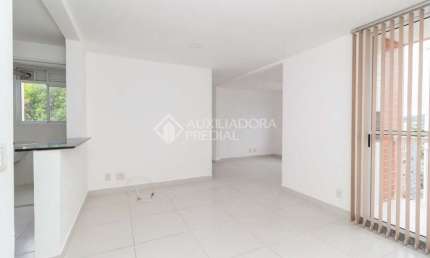 Apartamento com 2 quartos para alugar na Rua Doutor Campos Velho, 1756, Cristal, Porto Alegre, 50 m2 por R$ 2.200