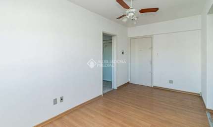 Apartamento com 2 quartos para alugar na Avenida Princesa Isabel, 160, Santana, Porto Alegre, 64 m2 por R$ 1.450
