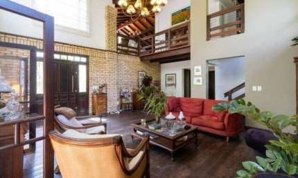 Casa em condomínio fechado com 4 quartos para alugar na Rua Doutor Barcelos, 1155, Tristeza, Porto Alegre, 380 m2 por R$ 12.800