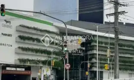 Sala comercial para alugar na Avenida Padre Cacique, 2893, Praia de Belas, Porto Alegre, 45 m2 por R$ 3.000