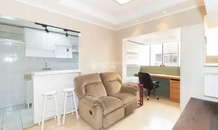 Cobertura com 2 quartos para alugar na Rua Itapitocaí, 60, Cristal, Porto Alegre, 104 m2 por R$ 4.300