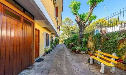 Casa em condomínio fechado com 3 quartos para alugar na Avenida Imperial, 392, Ipanema, Porto Alegre, 165 m2 por R$ 5.000