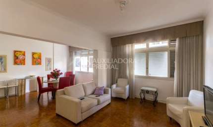 Apartamento com 3 quartos para alugar na Rua Garibaldi, 963, Independência, Porto Alegre, 140 m2 por R$ 3.950