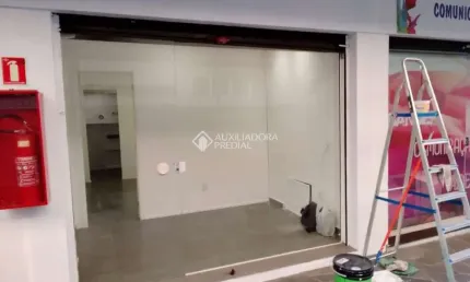 Ponto comercial para alugar na Avenida Independência, 330, Independência, Porto Alegre, 27 m2 por R$ 990