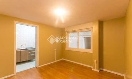 Apartamento com 1 quarto para alugar na Rua Demétrio Ribeiro, 449, Centro Histórico, Porto Alegre, 42 m2 por R$ 1.600
