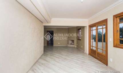 Apartamento com 4 quartos para alugar na Rua Professor Joaquim Louzada, 77, Camaquã, Porto Alegre, 160 m2 por R$ 4.500