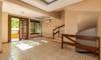 Casa em condomínio fechado com 2 quartos para alugar na Rua Barbedo, 509, Menino Deus, Porto Alegre, 170 m2 por R$ 3.900