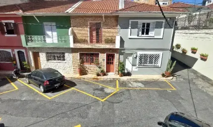 Casa de vila à venda em perdizes, com 2 dormitórios, quintal e vaga de garagem