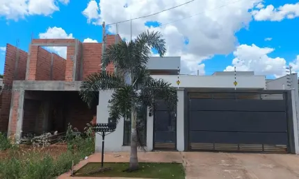 Terreno à venda na Rua Professora Maria de Lourdes Antunes Planas, 442, Jardim Oriental, Maringá