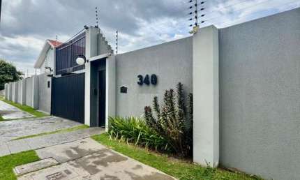 Lindíssimo sobrado em Condomínio Fechado na Zona Sul
Voltar
