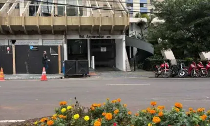 Apartamento com 3 quartos à venda na Avenida Paraná, 470, Zona 01, Maringá
