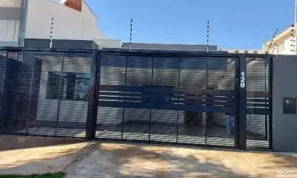 Casa com 3 quartos à venda na Rua Rio Parnaíba, Conjunto Residencial Branca Vieira, Maringá