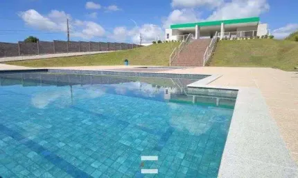 Lote à venda no Condomínio Porto Monte – 200m², pronto para construir