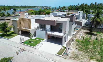 Casa Exclusiva e Mobiliada na Barra Nova – Condomínio Ilha da Lagoa com 4 Suítes e Rooftop