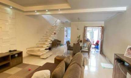 Sobrado com 3 dormitórios à venda, 145 m² por R$ 870.000 - Vila Lopes - Indaiatuba/SP