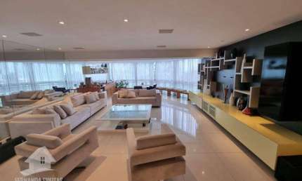 Apartamento à venda de 4 quartos, 226m2 por R$3.990.000 na Barra da Tijuca - Rio de Janeiro / RJ.