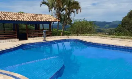CHÁCARA EM SOCORRO SP. 4780,00 M2 DE ÁREA E 250,00 M2. DE A.C.