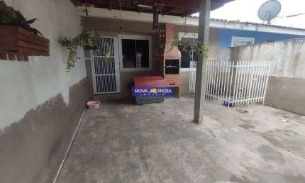 Residencia em alvenaria com aproximadamente 60m² de construção
