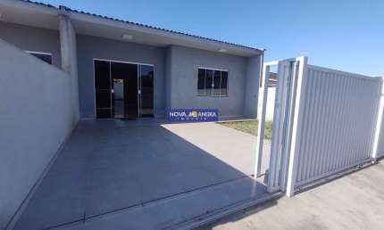 Residencia em alvenaria com 03 dormitórios sendo 01 suíte