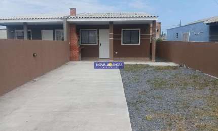 Casa 03 dormitórios á venda em Pontal do Paraná - Pr