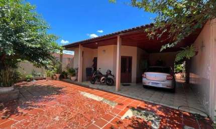 Casa para Venda em Campo Grande, Vila Belo Horizonte, 3 dormitórios, 1 suíte, 3 banheiros, 3 vagas