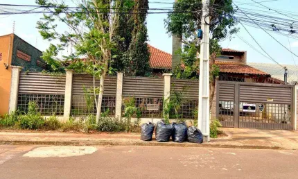 Casa para Venda em Campo Grande, Bairro Seminário, 4 dormitórios, 4 suítes, 5 banheiros, 2 vagas