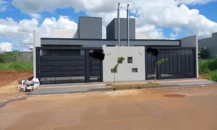 Casa para Venda em Campo Grande, Jardim Itamaracá, 2 dormitórios, 1 suíte, 2 banheiros, 2 vagas