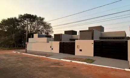 Casa para Venda em Campo Grande, Jardim Nossa Senhora do Perpétuo Socorro, 2 dormitórios, 1 suíte, 2 banheiros, 1 vaga