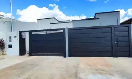 Casa para Venda em Campo Grande, Vila Manoel Taveira, 3 dormitórios, 1 suíte, 2 banheiros, 2 vagas