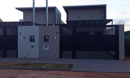 Casa para Venda em Campo Grande, Residencial Ana Maria do Couto, 3 dormitórios, 1 suíte, 2 banheiros, 2 vagas