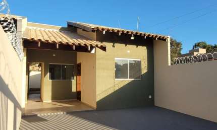 Casa para Venda em Campo Grande, Jardim Colúmbia, 2 dormitórios, 1 banheiro, 3 vagas