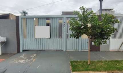 Casa para Venda em Campo Grande, SANTO AMARO, 3 dormitórios, 1 suíte, 2 banheiros, 3 vagas
