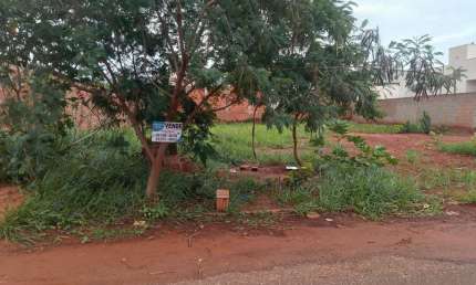 Terreno à venda na Rua Ireno Alvares Ferreira, 30, Jardim Tijuca, Campo Grande