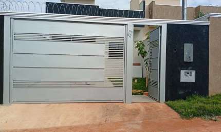 Casa para Venda em Campo Grande, Bonjardim, 3 dormitórios, 1 suíte, 2 banheiros, 1 vaga