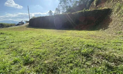 Terreno plano pronto para construir com mais de 400 m² em guabiruba 2 km do centro de guabiruba e 5 km do centro de brusque