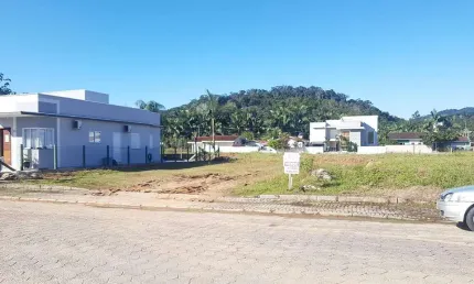 Terreno no centro de guabiruba plano, pronto para construir com 375 m²