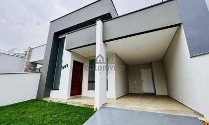 Casa com 1 suíte + 2 quartos e 2 vagas de garagem em Guabiruba