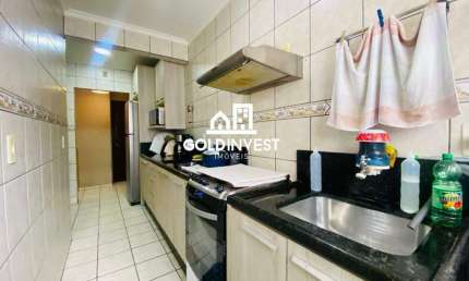 Apartamento Semi Mobiliado no Centro com ampla vaga de garagem.