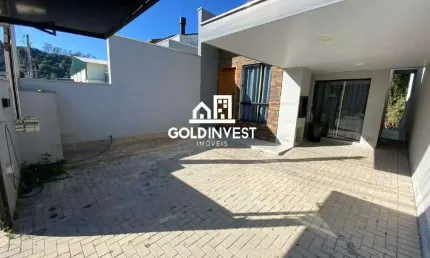 Casa com 3 quartos, sendo 1 suíte, localizada no bairro Rio Branco em Brusque