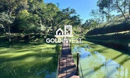 Sitio/Chacára com Piscina, Lagoa e Casa pronta para moradia