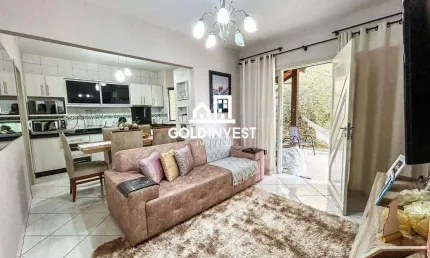 Casa com 3 quartos (sendo 1 suite) muito bem localizado na São Pedro