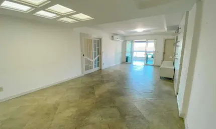 Apartamento à venda, 4 quartos, 2 suítes, 4 vagas, Centro - Brusque/SC