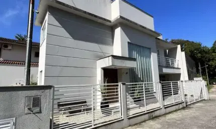 Casa à venda, 2 quartos, 1 suíte, 2 vagas, Guarani - Brusque/SC