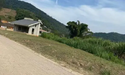 Casa à venda, 2 quartos, 1 suíte, 3 vagas, São Pedro - Brusque/SC
