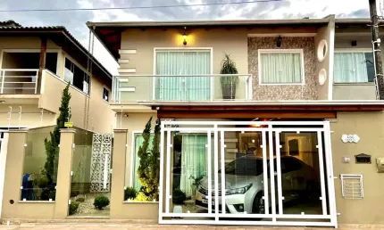 Casa com 114 m². 3 quartos no Bairro Murta a 6,8 km do Centro de itajai