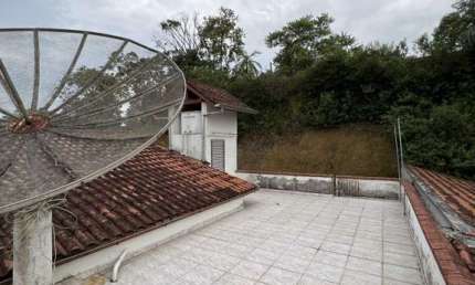 Casa à venda, 3 quartos, 2 vagas, Centro - Brusque/SC