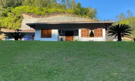 Casa à venda, 4 quartos, 1 suíte, 3 vagas, Poço Fundo - Brusque/SC