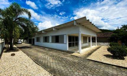 Casa à venda, 3 quartos, 2 vagas, Santa Terezinha - Brusque/SC