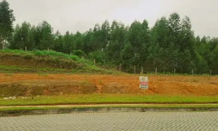 Terreno com 260 m² no Loteamento Jardim das Hortênçias pronto para construir