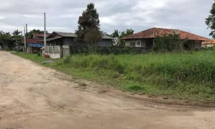 Terreno à venda no Itacolomi, Balneário Piçarras 
